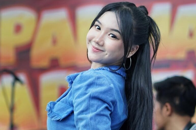 Cantika Nuswantoro, Young Dangdut Singer Increasingly Shining – Gentara