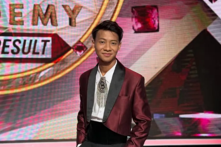 Robi DA7 Stops at Top 8, Still Shines on the Dangdut Stage – Gentara